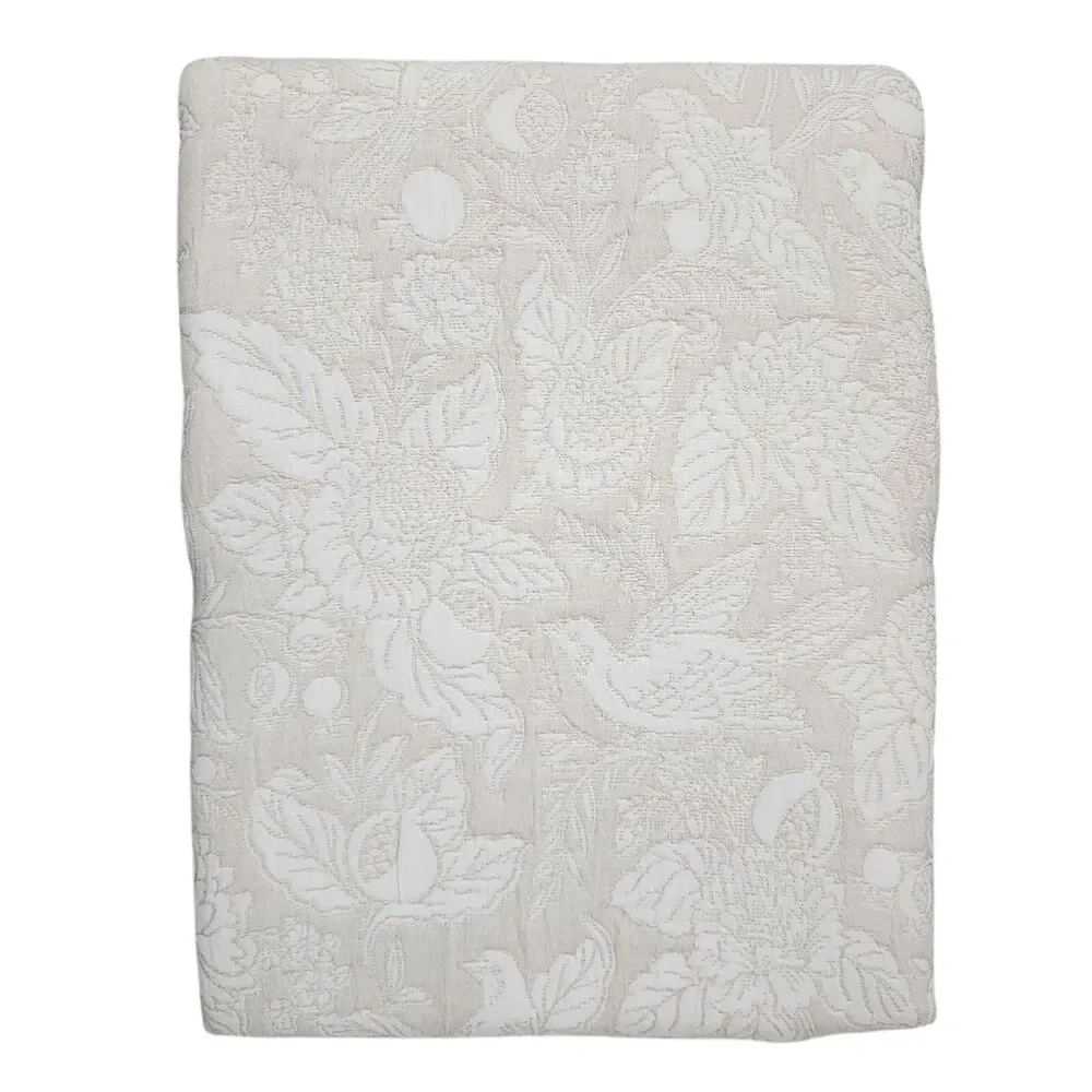 Envogue Shabby Chic Birds Flowers Embossed Jacquard Tablecloth Ivory 60x84Oblong